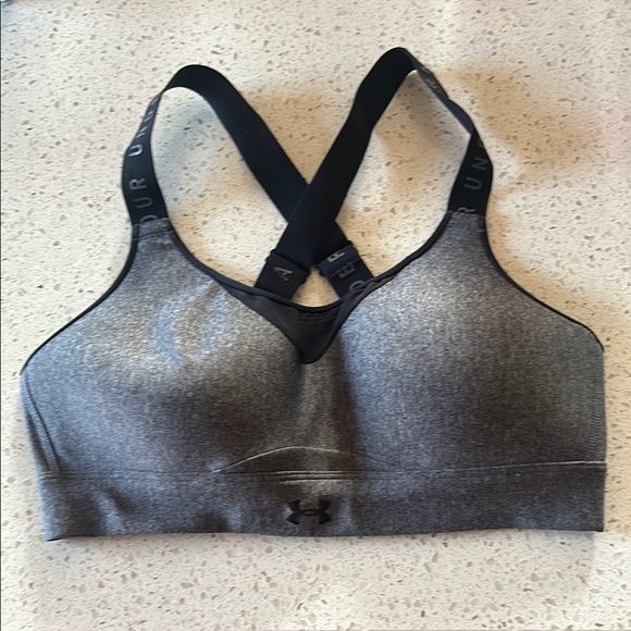 Under Armour Gray Sports Bra with Adjustable Straps and Molded Cups - Picture 1 of 5